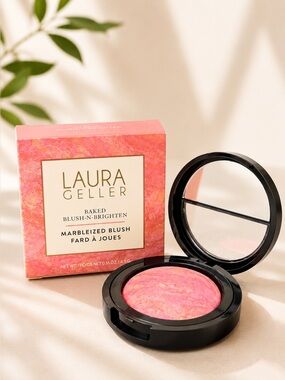 Laura Geller Marbleized Blush in - SUNLIT ROSE + SAMPLES